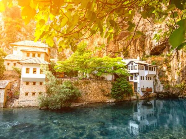 Private Transfer: Bihac to Sarajevo