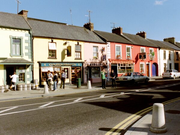Private Transfer: Adare to Dublin Airport