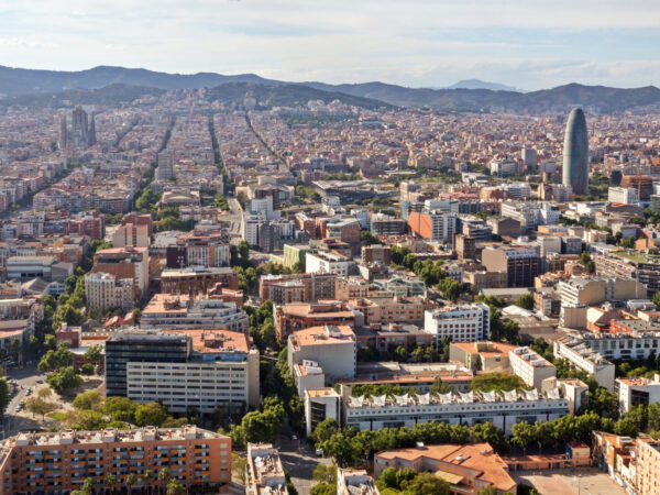 Private Transfer: Girona to Barcelona