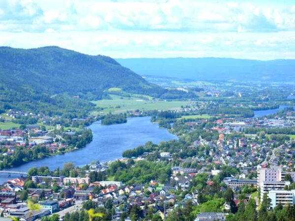 Private Transfer: Stavanger to Oslo