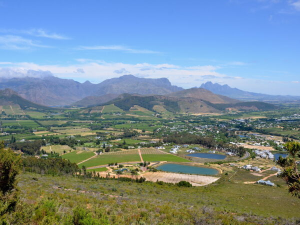 Private Transfer: Franschhoek to Cape Town International Airport