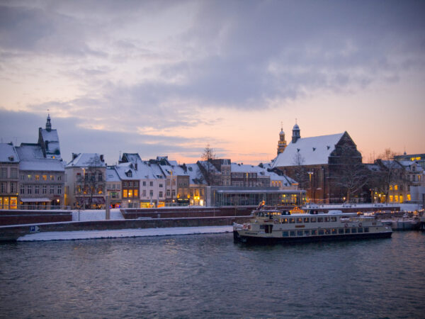 Private Transfer: Brussels Airport Be to Maastricht