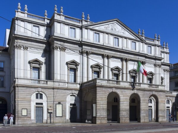Private Transfer: Milan to Bergamo Airport