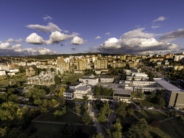 Private Transfer: Pristina to Tirana Al
