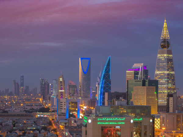 Private Transfer: Jeddah to Riyadh