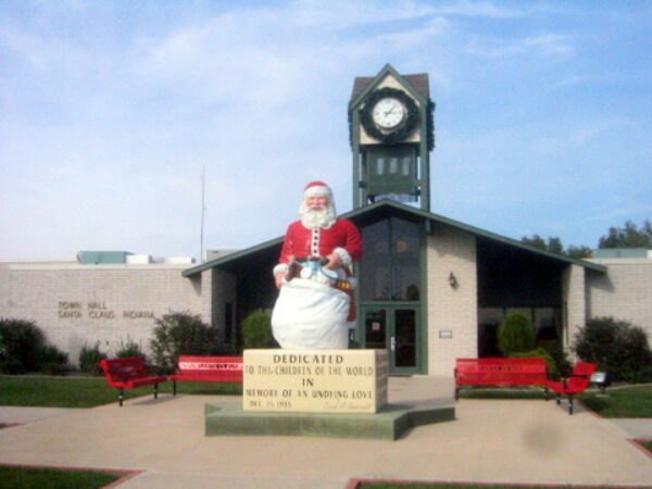 Private Transfer: Helsinki to Santa Claus Village