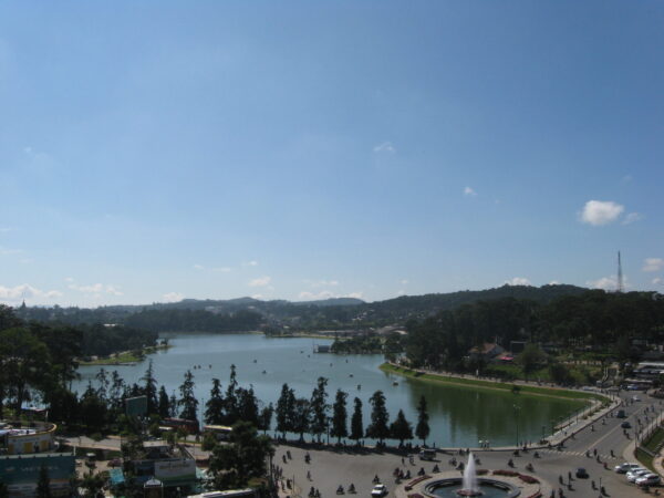 Private Transfer: Ho Lak to Dalat