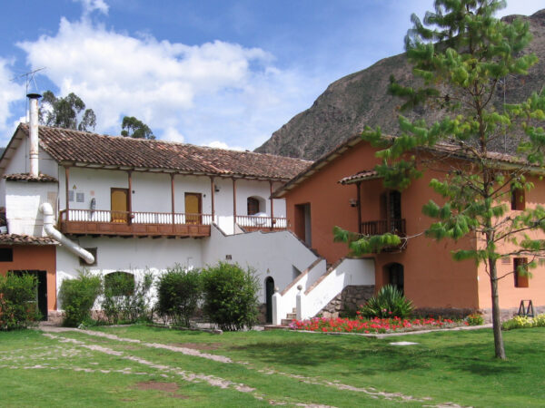 Private Transfer: Cusco to Yucay