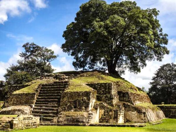 Private Transfer: Chichicastenango to Antigua